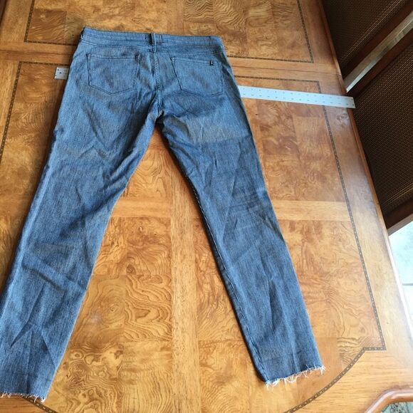 BLUE PINSTRIPE Jean w Distressed Hem! - Picture 3 of 14